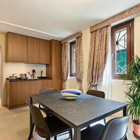 Brand New Boutique Apartment In The Heart Of Venice Apartment *