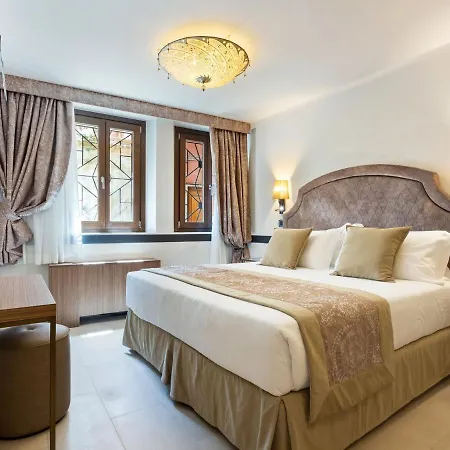 Brand New Boutique Apartment In The Heart Of Venice *