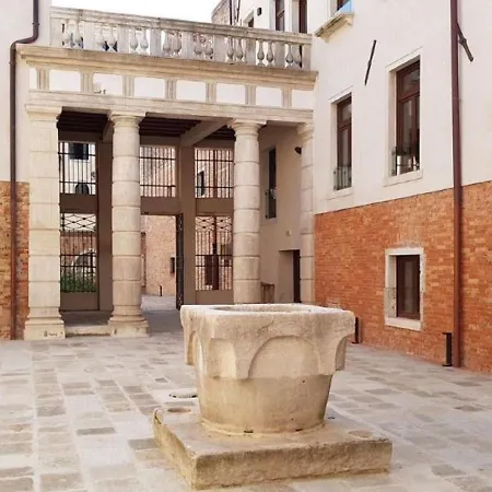 Apartment Brand New Boutique Apartment In The Heart Of Venice